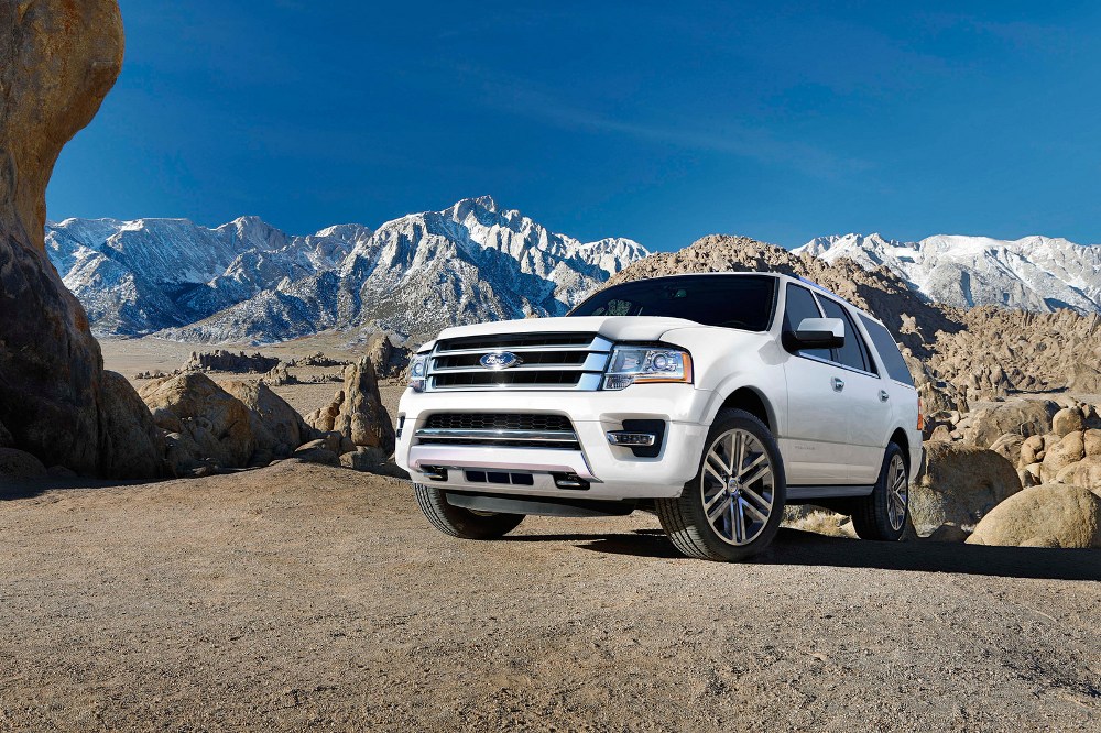 Comparison - Ford Explorer Limited 2016 - vs - Ford Expedition XLT 2016